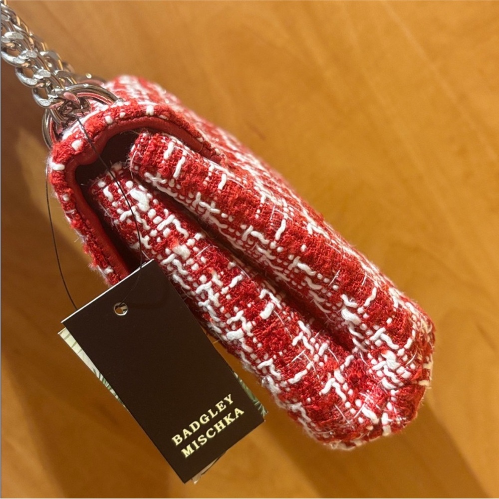 Badgley Mischka Red and White Tweed Shoulder Bag - Picture 10 of 17
